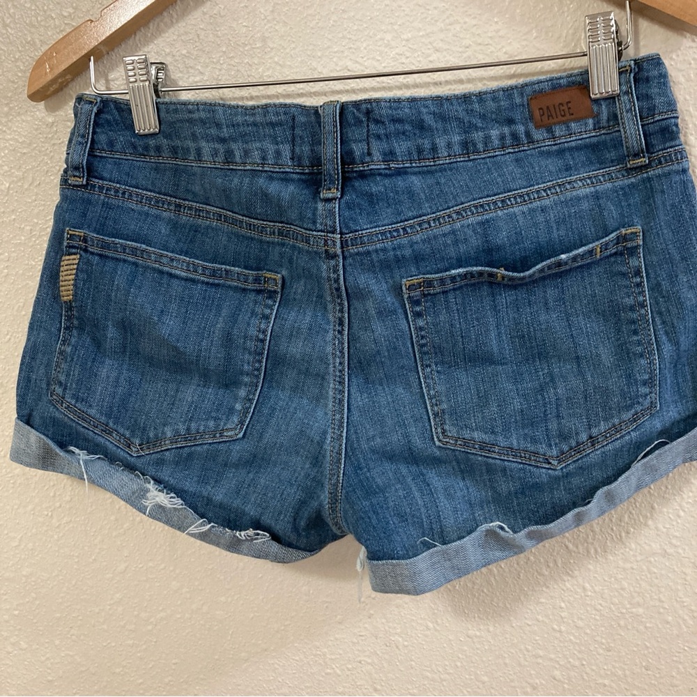 PAIGE Anthropologie Women’s Jean Shorts Sz 27 Cuffed Blue Distressed 5 Pockets - Picture 2 of 16